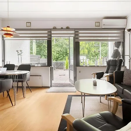 2 Bedroom In Lägenhet