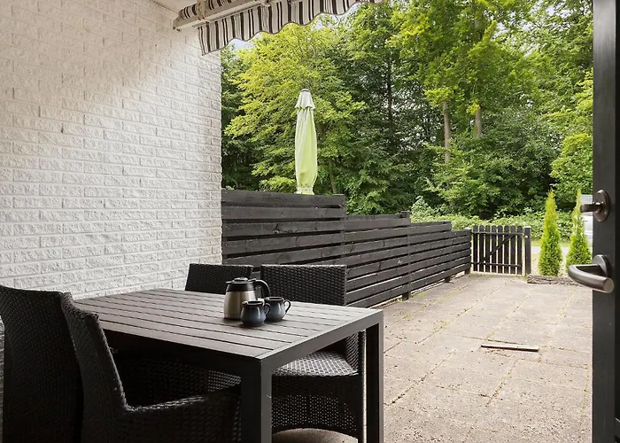 2 Bedroom In Lägenhet Haderslev